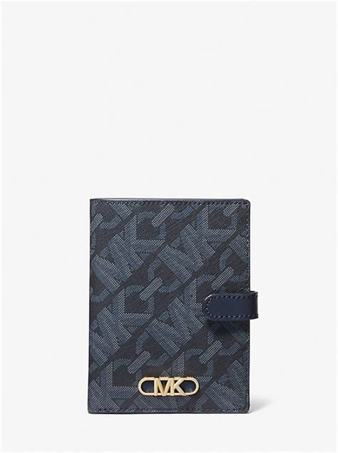 etui passeport michael kors|Empire Medium Signature Logo Passport Wallet .